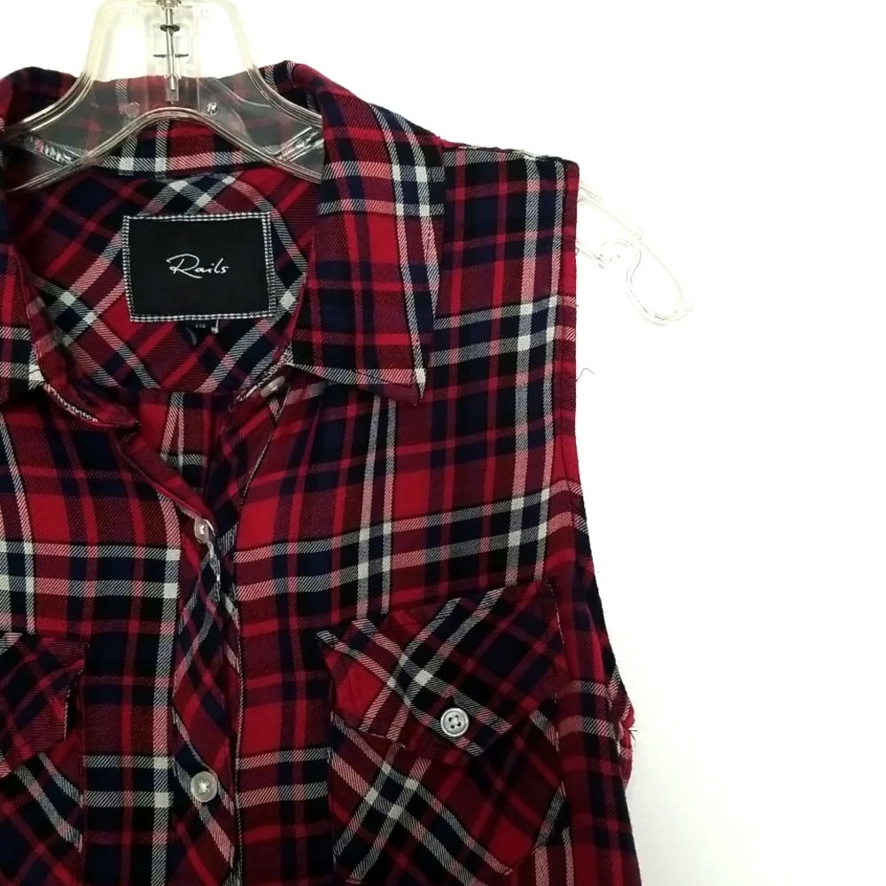 Rails Women's Plaid Sleeveless Button Down Shirt Size XS - Picture 3 of 6